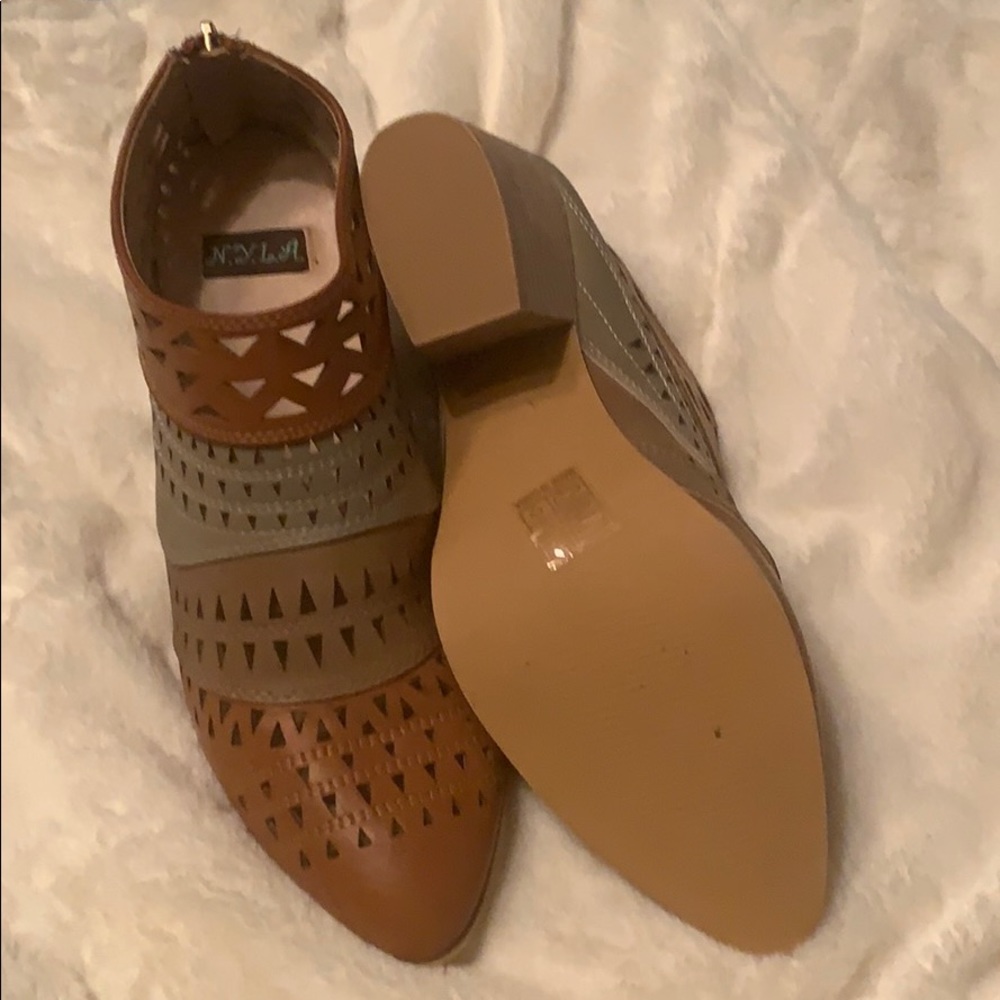 Booties - Picture 3 of 3
